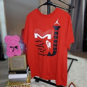Men Red Air Jordan graphic logo Shirt  SZ.XL